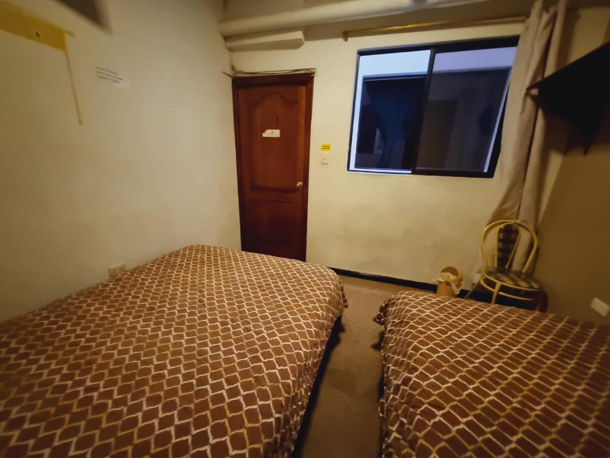 Hostal Alborada كوينكا المظهر الخارجي الصورة